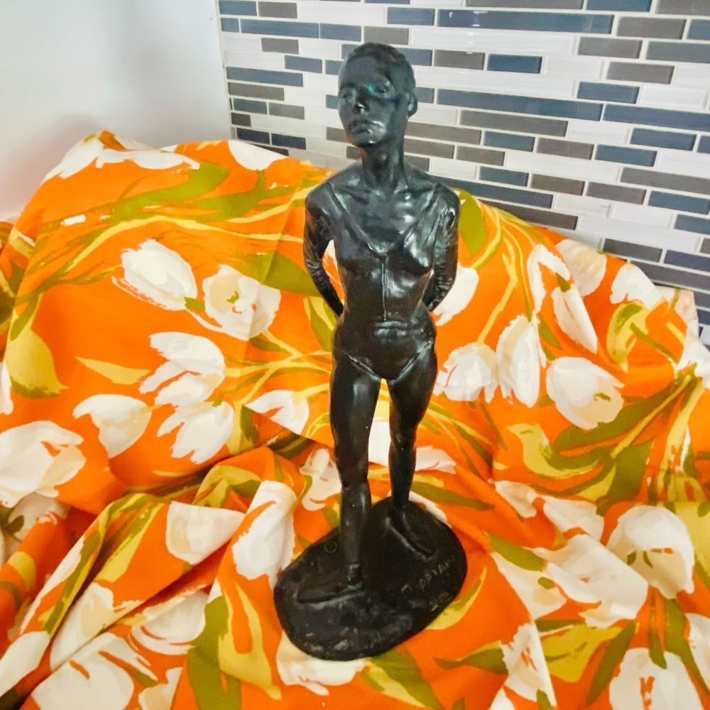 Elegant Black Home Art Sculpture